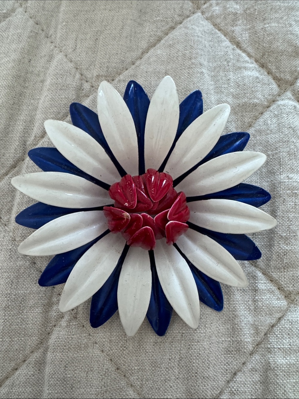 Vintage Brooch